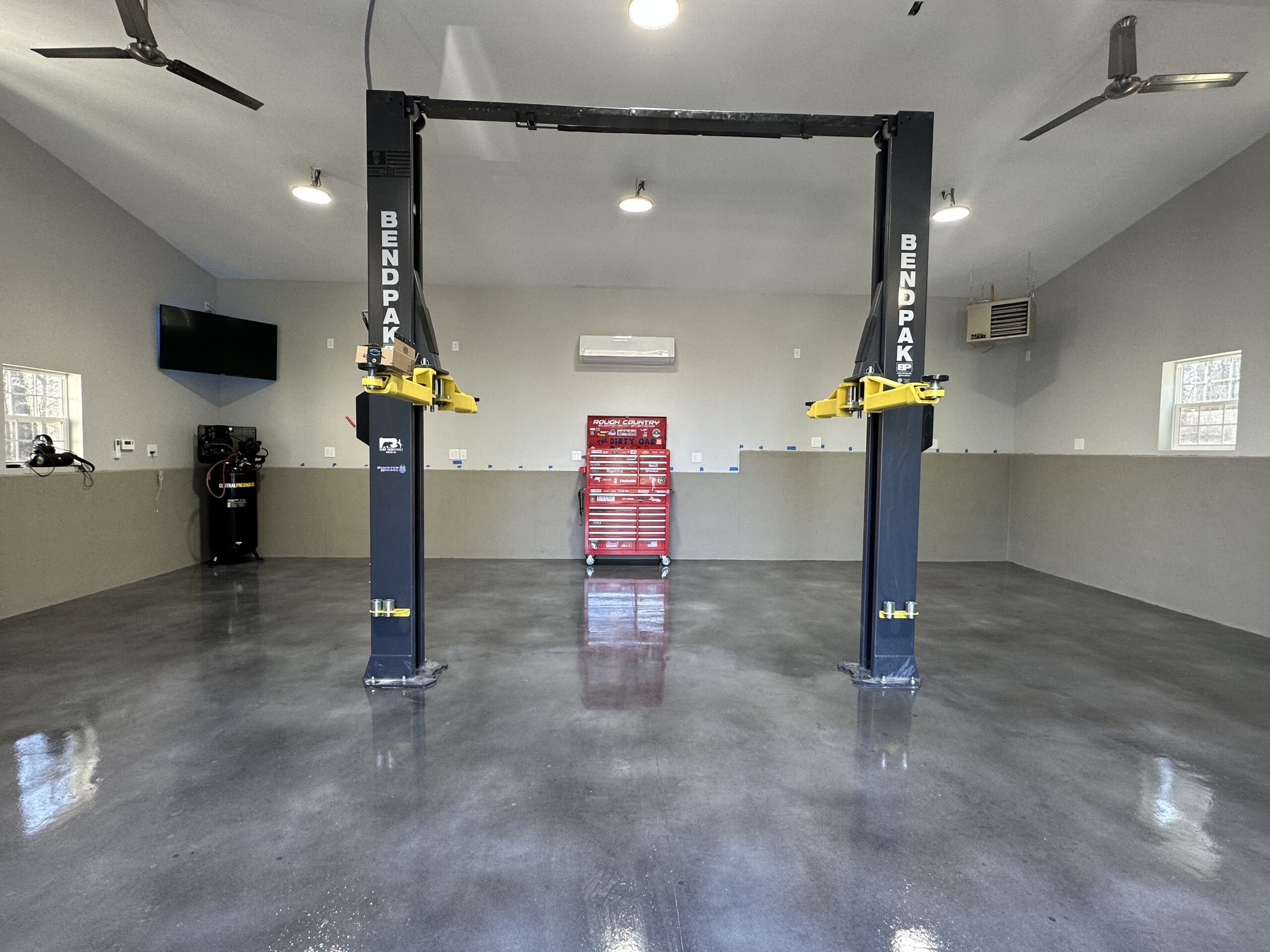 Humidity control in workshops